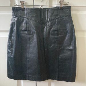 Vintage Black Leather Mini Skirt - High Waist, Toffs. 2/4